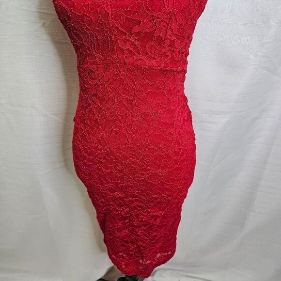 Windsor Red Lace Bodycon Dress Size Medium - Picture 7 of 8